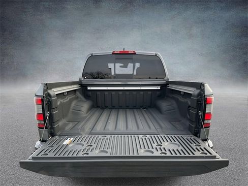 New 2026 Nissan Frontier PRO-4X w/ Pro-4x Convenience Package image 12
