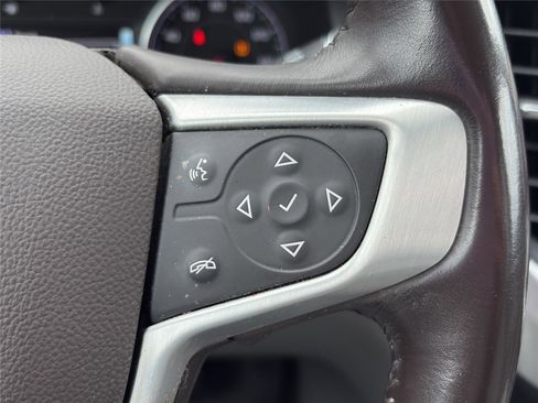 Used 2019 GMC Acadia SLT AWD/4WD image 16