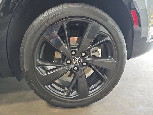 Used 2025 Buick Envision Sport Touring AWD/4WD image 37