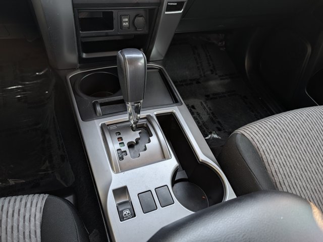 Used 2016 Toyota 4Runner SR5 RWD image 28