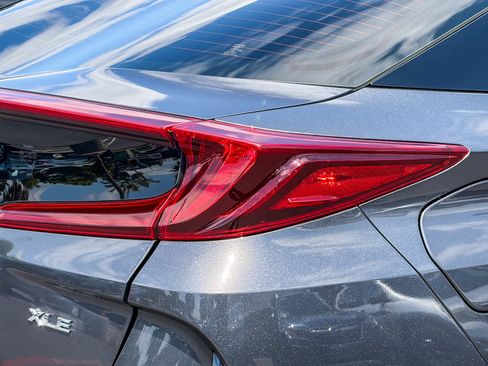 Used 2022 Toyota Prius Prime XLE FWD image 8