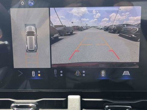 New 2026 Chevrolet Equinox RS w/ Convenience Package III FWD image 25