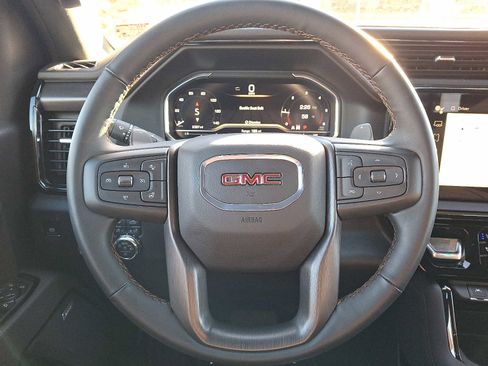 Used 2025 GMC Sierra 1500 AT4 w/ AT4 Premium Package image 19