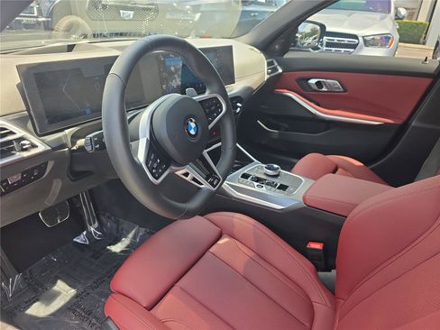 Used 2026 BMW 330i Sedan w/ M Sport Package RWD image 14
