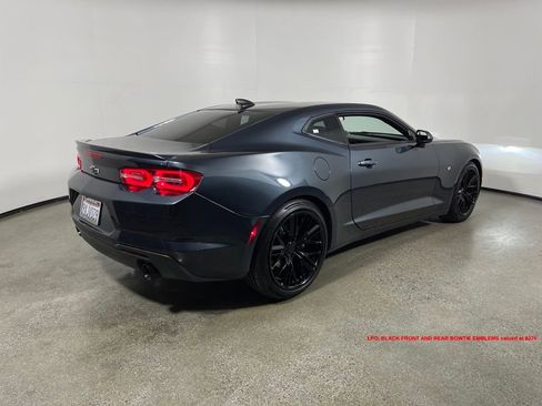 Used 2021 Chevrolet Camaro LT image 3