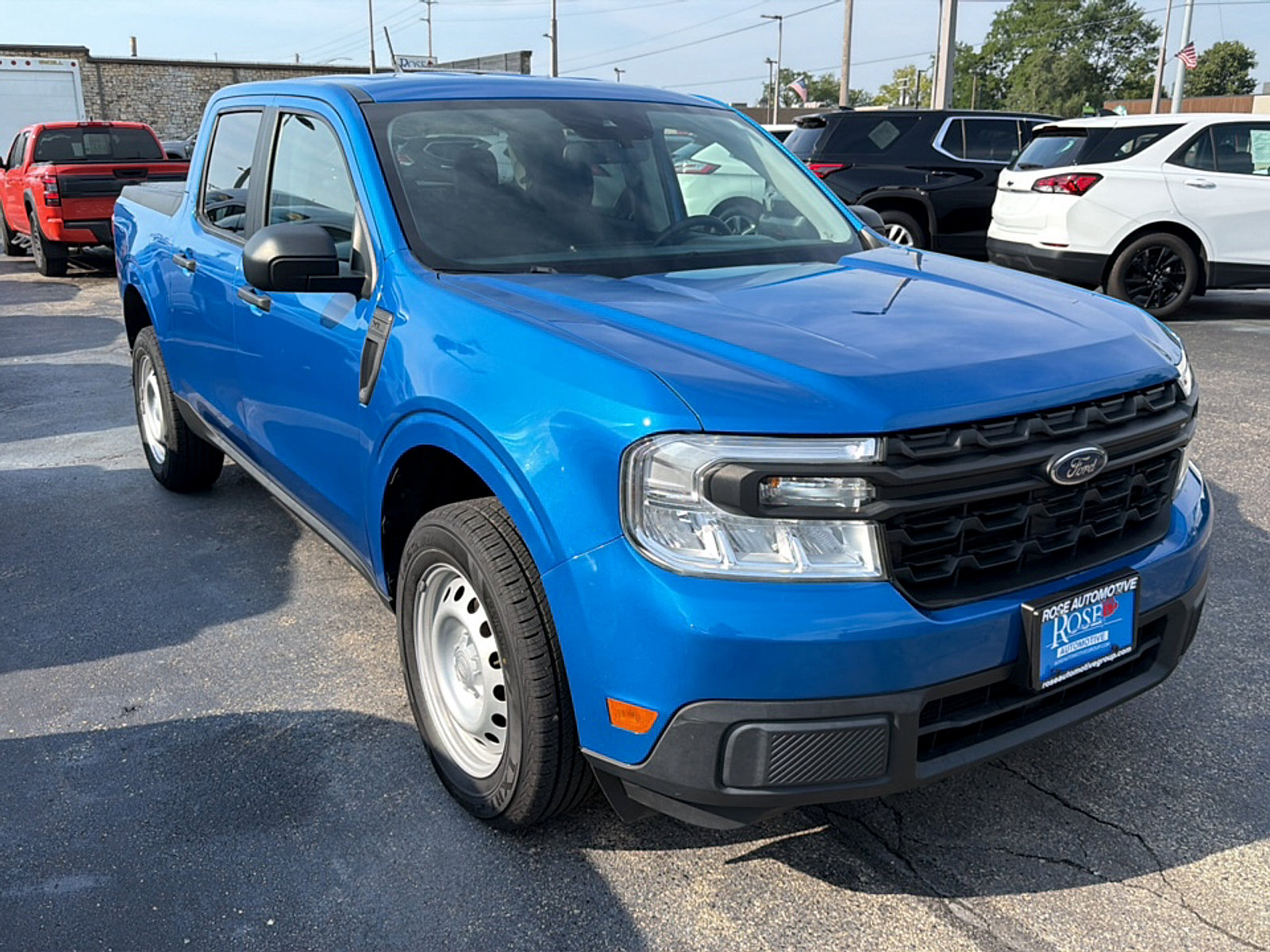 Used 2022 Ford Maverick XL FWD image 1