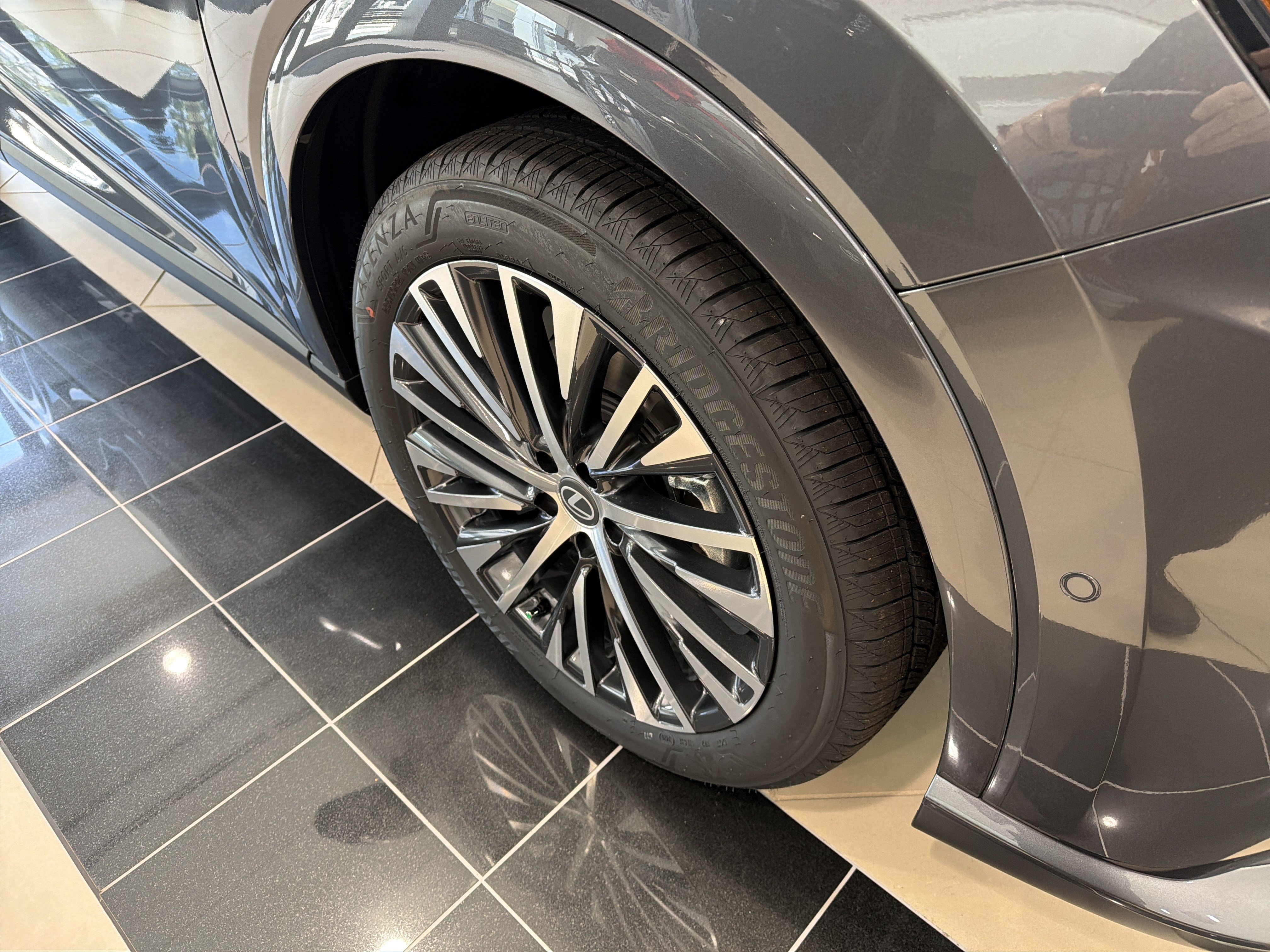 New 2026 Lexus RX 350 w/ Convenience Package AWD/4WD image 10