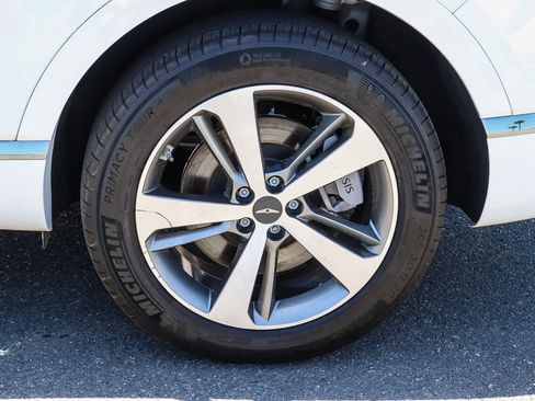 Used 2024 Genesis GV80 2.5T w/ Advanced Package AWD/4WD image 13