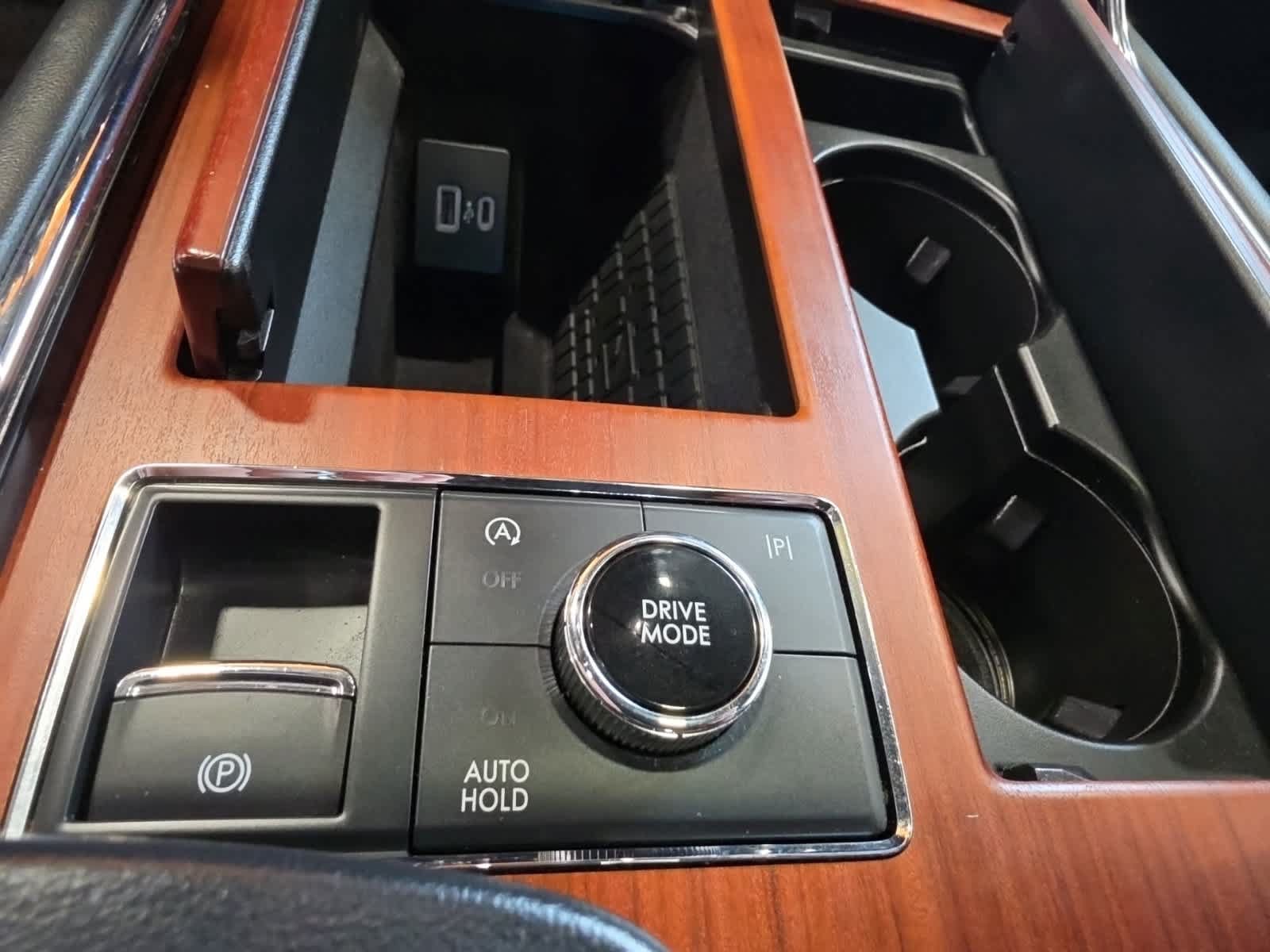 Used 2022 Lincoln Navigator Reserve AWD/4WD image 24
