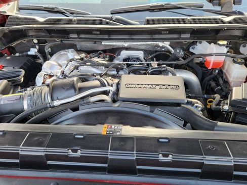 Used 2024 GMC Sierra 2500 AT4 w/ AT4 Premium Plus Package image 13