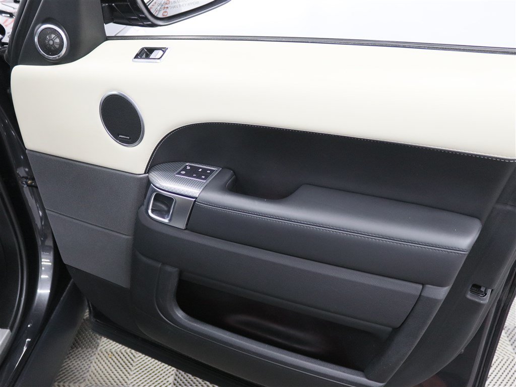 Used 2020 Land Rover Range Rover Sport HST AWD/4WD image 37