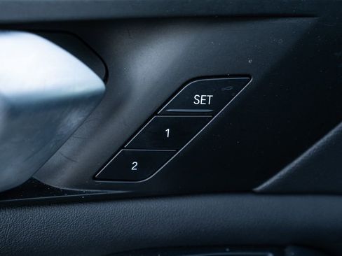 Used 2023 BMW X5 xDrive40i w/ Parking Assistance Package image 22