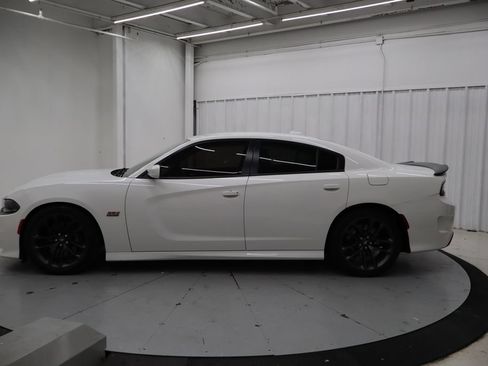 Used 2021 Dodge Charger Scat Pack w/ Plus Group RWD image 6