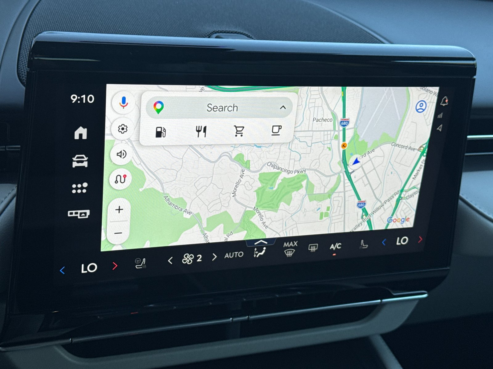New 2026 Lincoln Nautilus Premier AWD/4WD image 18