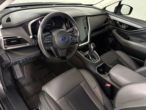 Used 2025 Subaru Outback Onyx Edition AWD/4WD image 21