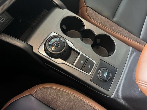 Used 2025 Ford Bronco Sport Outer Banks w/ Outer Banks Tech Package+ AWD/4WD image 14