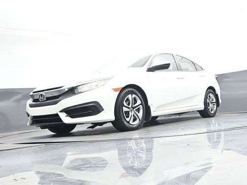 Used 2017 Honda Civic LX image 34