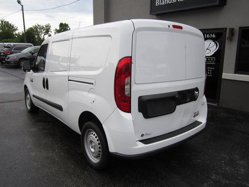 Used 2022 RAM ProMaster City Tradesman FWD image 3