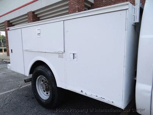 Used 2004 Ford F350 2WD Regular Cab Super Duty image 20