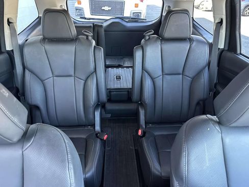 Used 2024 Subaru Ascent Limited w/ Technology Package AWD/4WD image 13