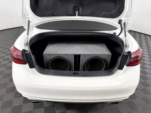 Used 2019 INFINITI Q50 Luxe w/ Essential Package (3.0T Luxe) AWD/4WD image 16