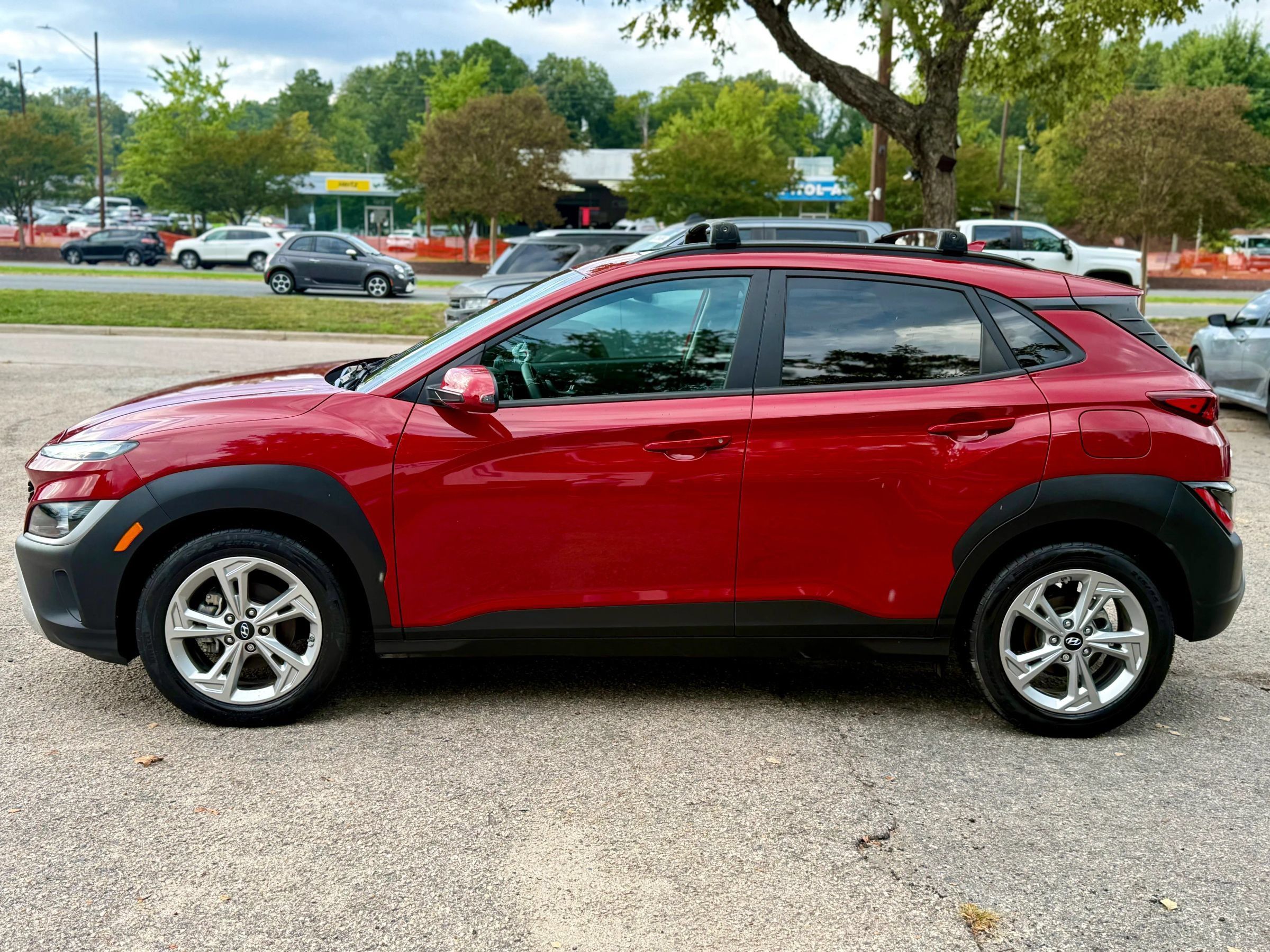 Used 2022 Hyundai Kona SEL w/ Convenience Package FWD image 8