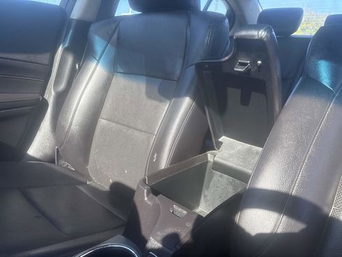 Used 2013 Acura ILX w/ Premium Package image 17