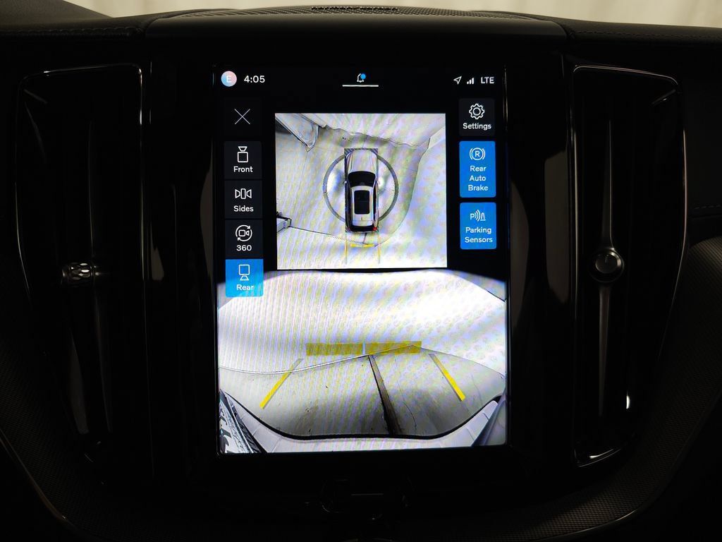 Used 2025 Volvo XC60 T8 Ultra w/ Protection Package Premier AWD/4WD image 29