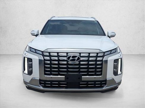 Used 2024 Hyundai Palisade Calligraphy AWD/4WD image 2