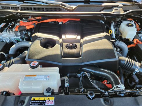 Used 2024 Toyota Sequoia Capstone image 41