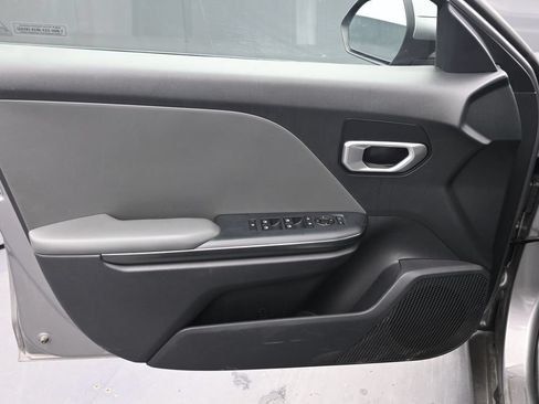 Used 2025 Kia K4 FWD image 16