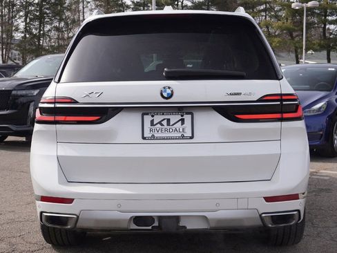 Used 2023 BMW X7 xDrive40i w/ Premium Package image 14