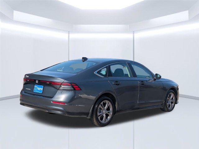 Used 2023 Honda Accord EX image 6
