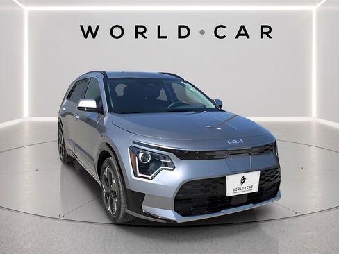 Certified 2024 Kia Niro Wind image 1