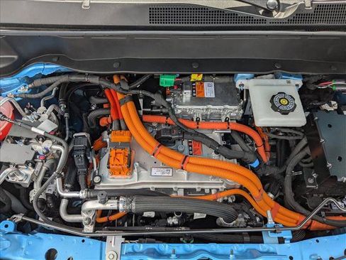 New 2027 Chevrolet Bolt RS w/ Technology Package FWD image 17