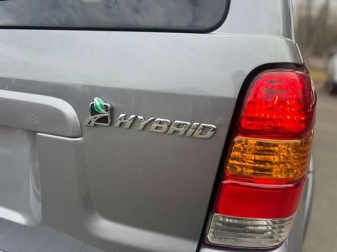Used 2007 Ford Escape 4WD Hybrid image 24