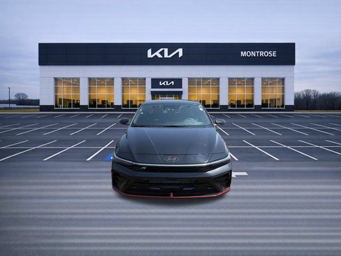 Used 2025 Hyundai Elantra N FWD image 2