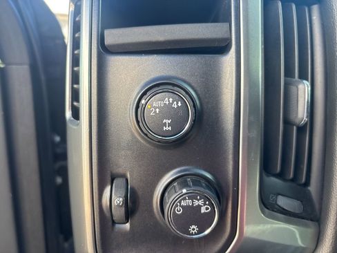 Used 2019 Chevrolet Silverado 1500 LT image 13