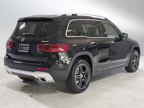 New 2026 Mercedes-Benz GLB 250 4MATIC image 3