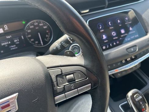Used 2020 Cadillac XT4 Premium Luxury w/ Cold Weather Package FWD image 43