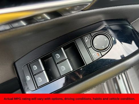 Used 2024 MAZDA CX-30 AWD 2.5 S w/ Preferred Package image 6