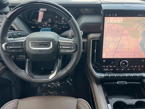 New 2026 GMC Yukon Denali Ultimate AWD/4WD image 11