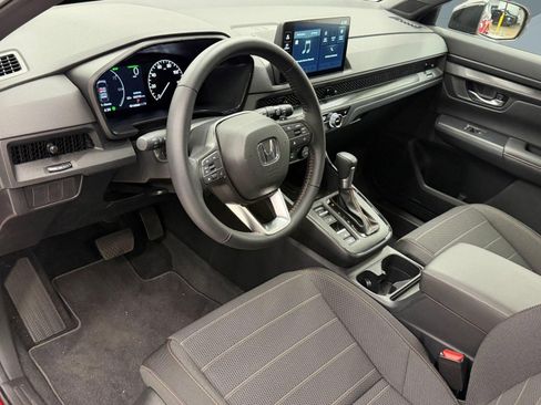 Used 2026 Honda CR-V Sport image 3