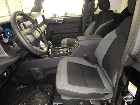 New 2025 Ford Bronco Big Bend image 14