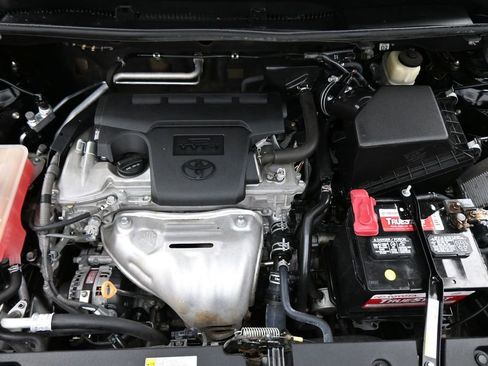 Used 2017 Toyota RAV4 XLE FWD image 17