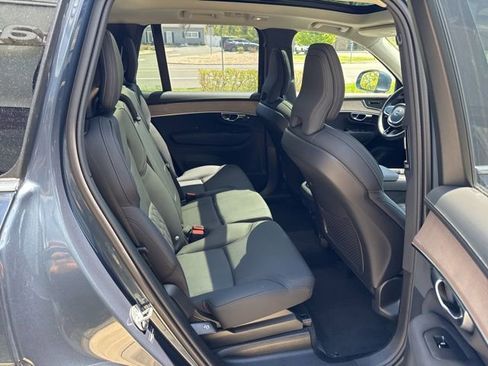 Certified 2025 Volvo XC90 B6 Plus AWD/4WD image 13