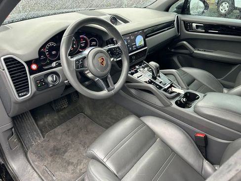 Used 2019 Porsche Cayenne AWD/4WD image 22