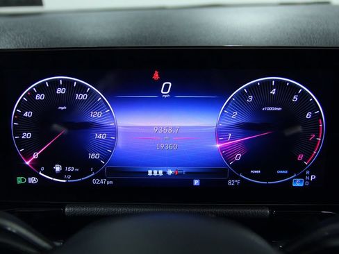 Certified 2024 Mercedes-Benz GLA 250 4MATIC image 16