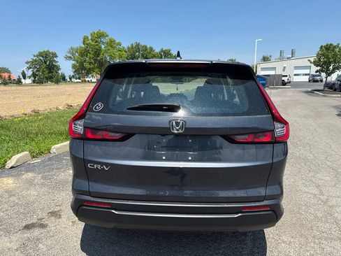 Used 2024 Honda CR-V LX image 9
