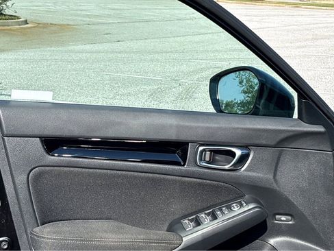 Used 2025 Honda Civic Sport image 10